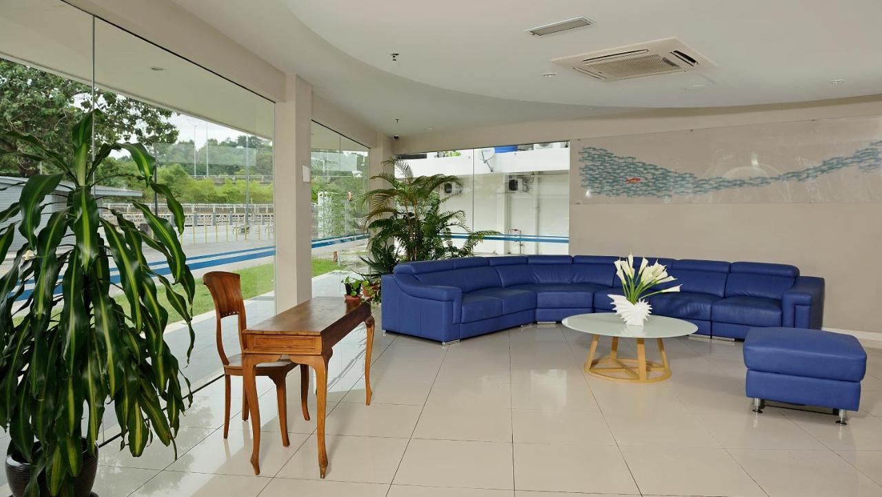 Oceania Hotel Kota Kinabalu Exterior photo